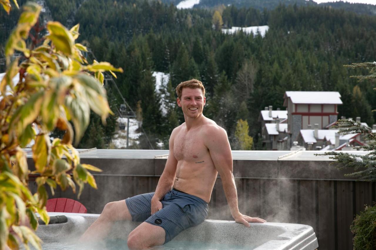 Sundial Hotel Whistler Extérieur photo