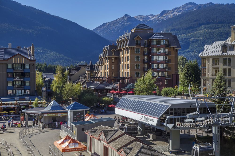 Sundial Hotel Whistler Extérieur photo