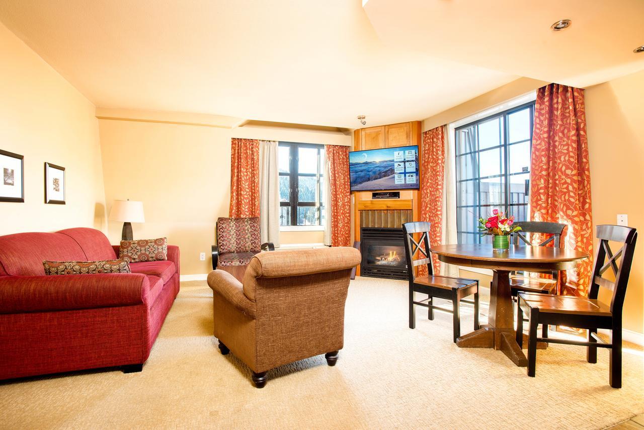 Sundial Hotel Whistler Extérieur photo